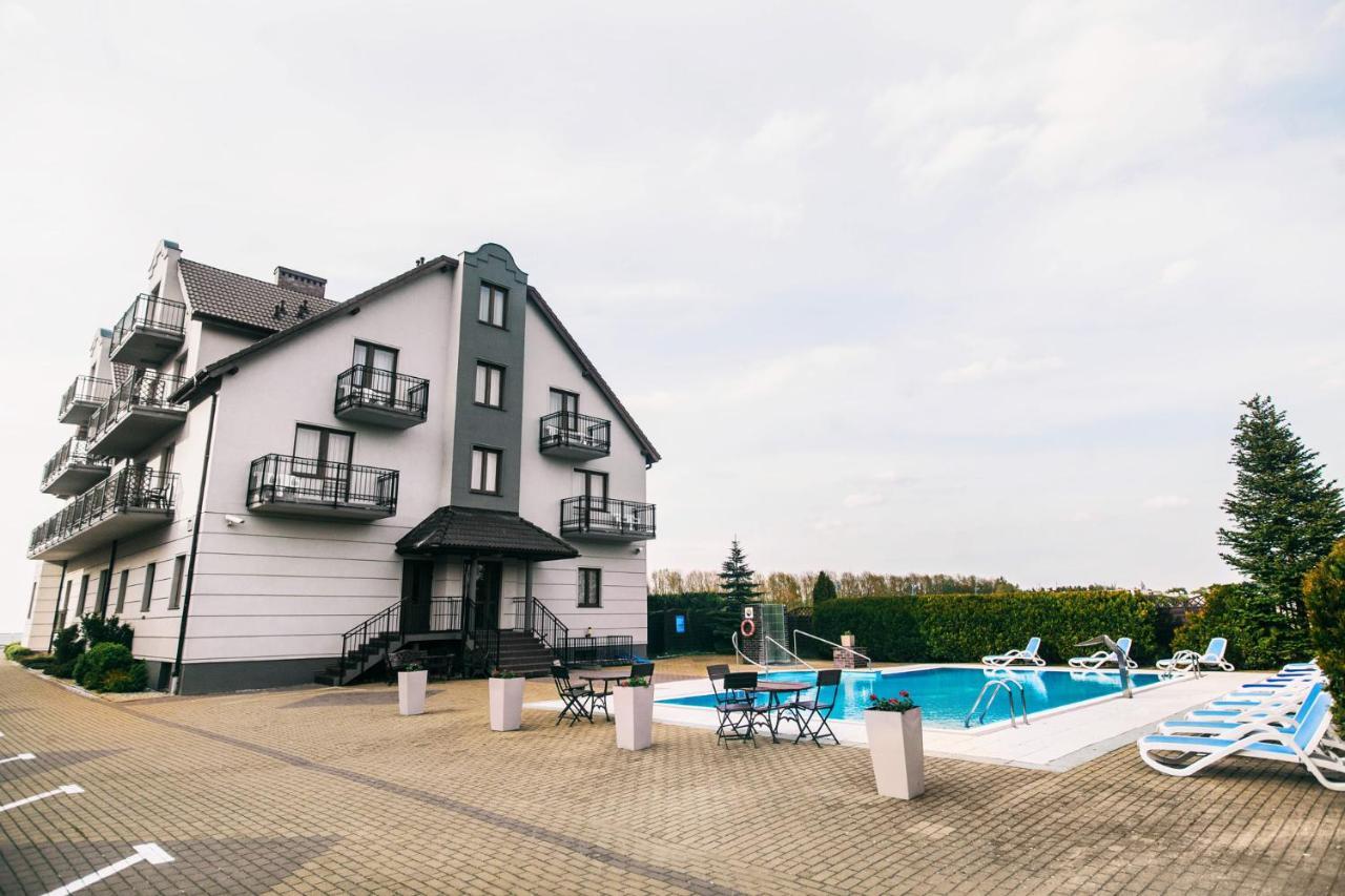 DW Airen Hotell Trzęsacz Eksteriør bilde